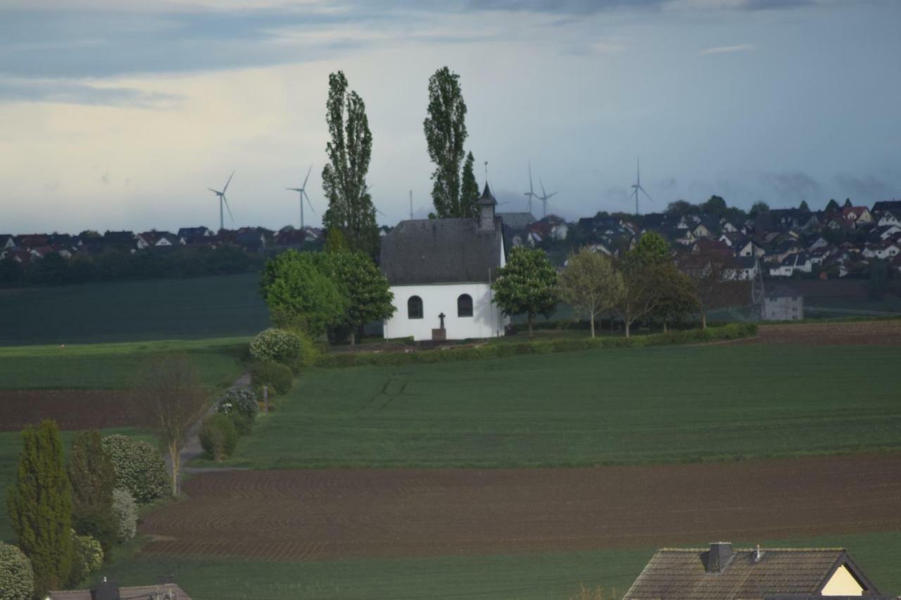 Ferienwohnung Vogt Mertloch エクステリア 写真